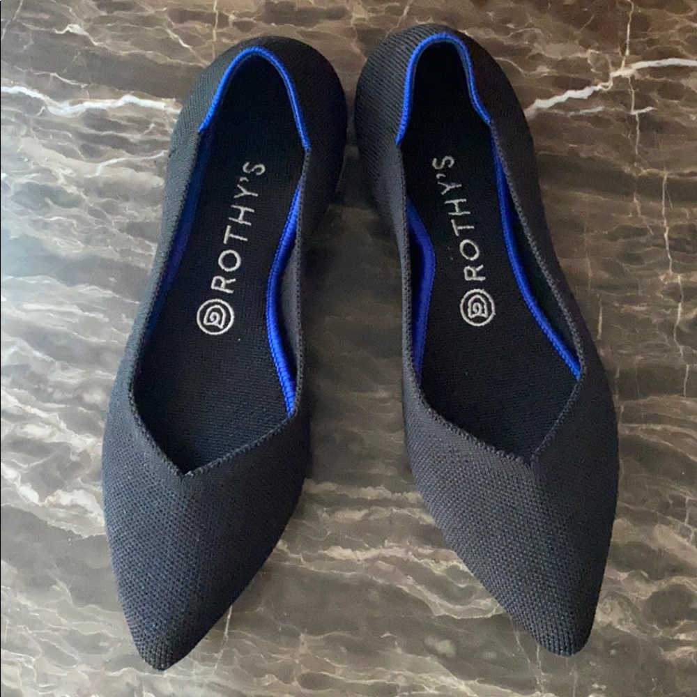 Rothys Black Solid Pointed Toe Flat